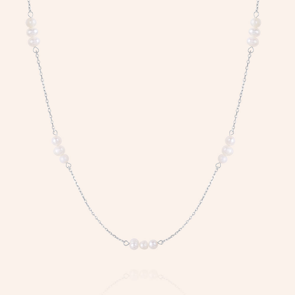 "Romeo" Cultured Freshwater Pearl Station Necklace