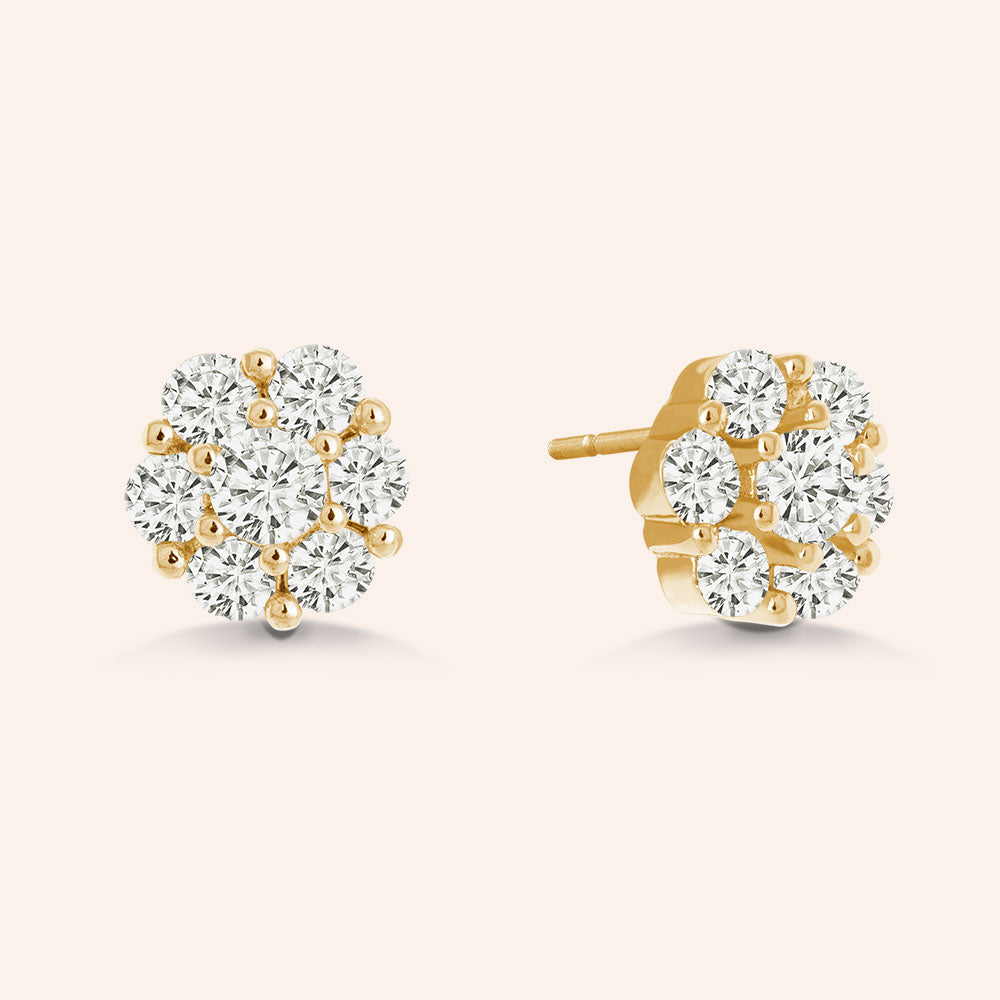 "Romance Story" 0.9CTW Flower Design Stud Earrings - Gold Vermeil