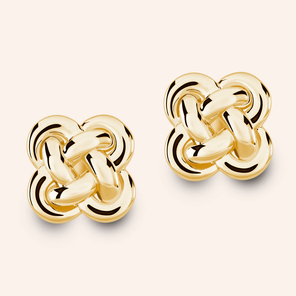 Knit Blossom Stud  Earrings