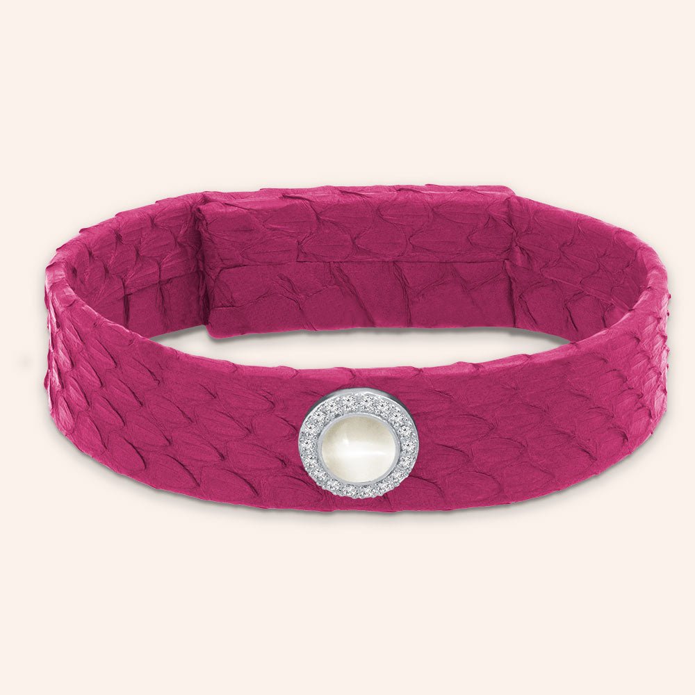 "Radiate Love" Genuine Leather Magnetic Closure Charm Bracelet